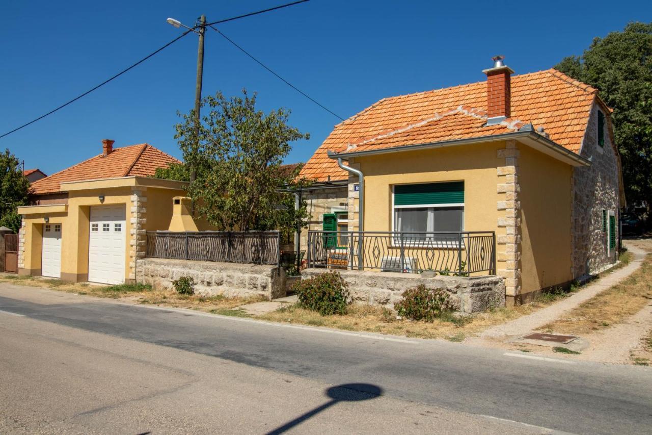 Apartman Ivan Дрниш Экстерьер фото