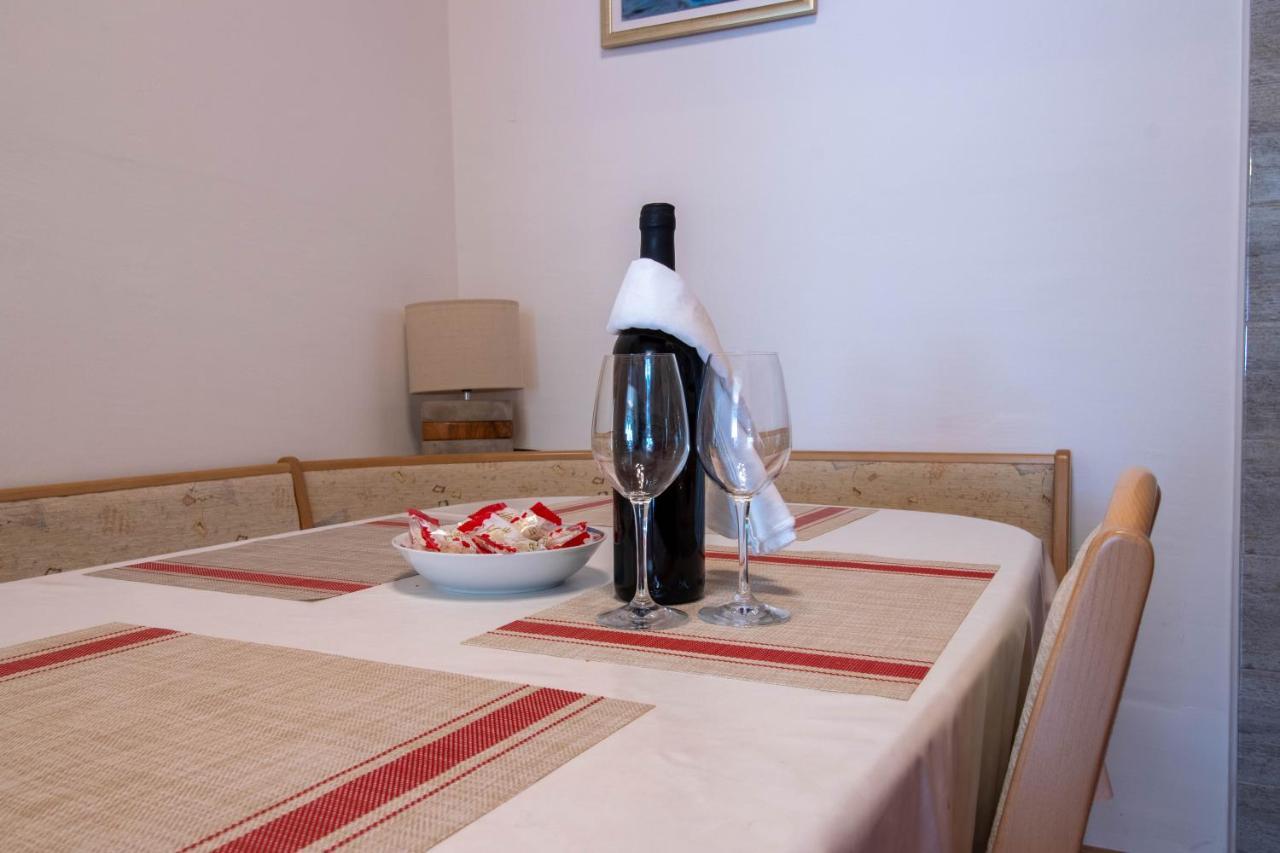 Apartman Ivan Дрниш Экстерьер фото
